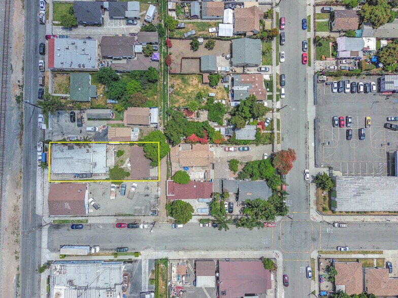 More Photos Of 1701 N Willowbrook Ave, Compton Storefront Retail Residential For Sale