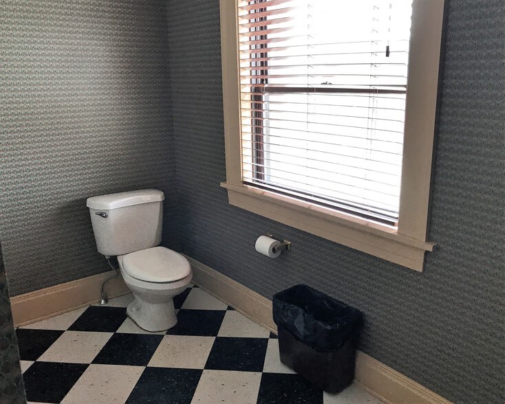 More Photos Of 32 20th St, Wheeling Office For Lease