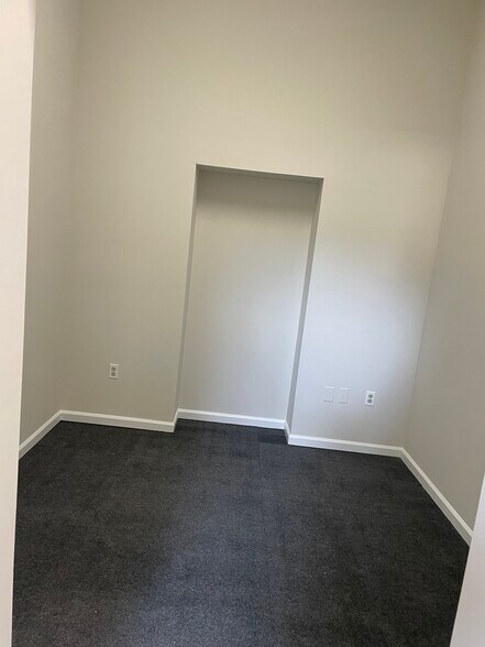 More Photos Of 252 W Swamp Rd, Doylestown Office For Lease