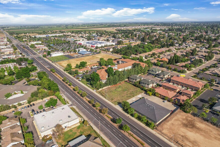 More Photos Of 2115 W Kettleman Ln, Lodi Land For Sale