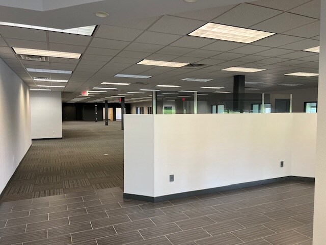 More Photos Of 2985 S Ridge Rd, Green Bay Medical For Lease