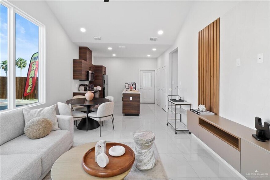 More Photos Of 519 Coves Ln, Weslaco Apartments For Sale