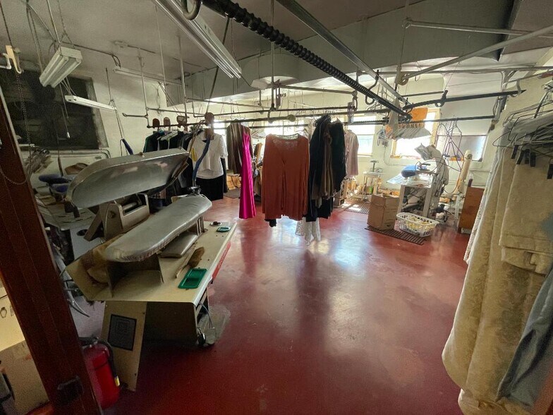 More Photos Of 4145 Brownsville Rd, Pittsburgh Storefront For Sale