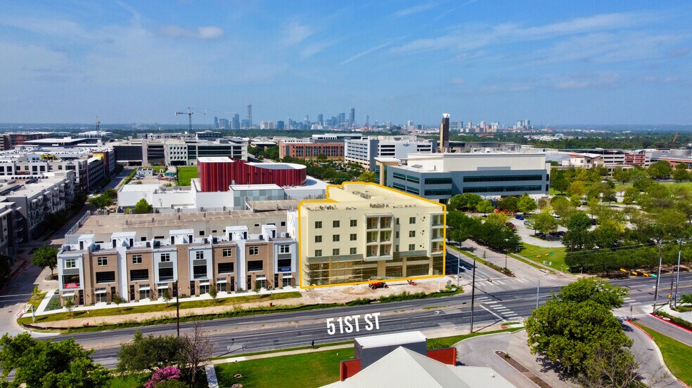 More Photos Of 5025 Mueller Blvd, Austin Apartments For Lease