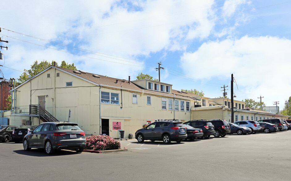 More Photos Of 1035-1045 22nd Ave, Oakland Unknown For Lease