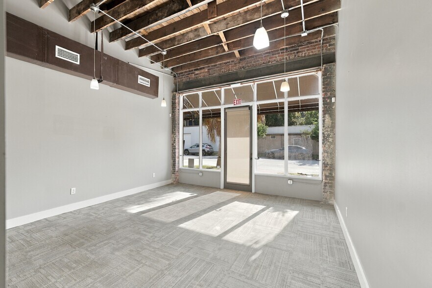 More Photos Of 1602-1608 Walnut St, Jacksonville Restaurant For Sale