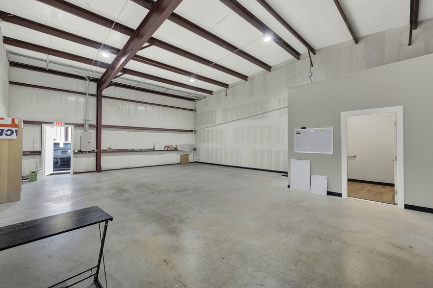 More Photos Of 3556 FM 78, McQueeney Unknown For Lease
