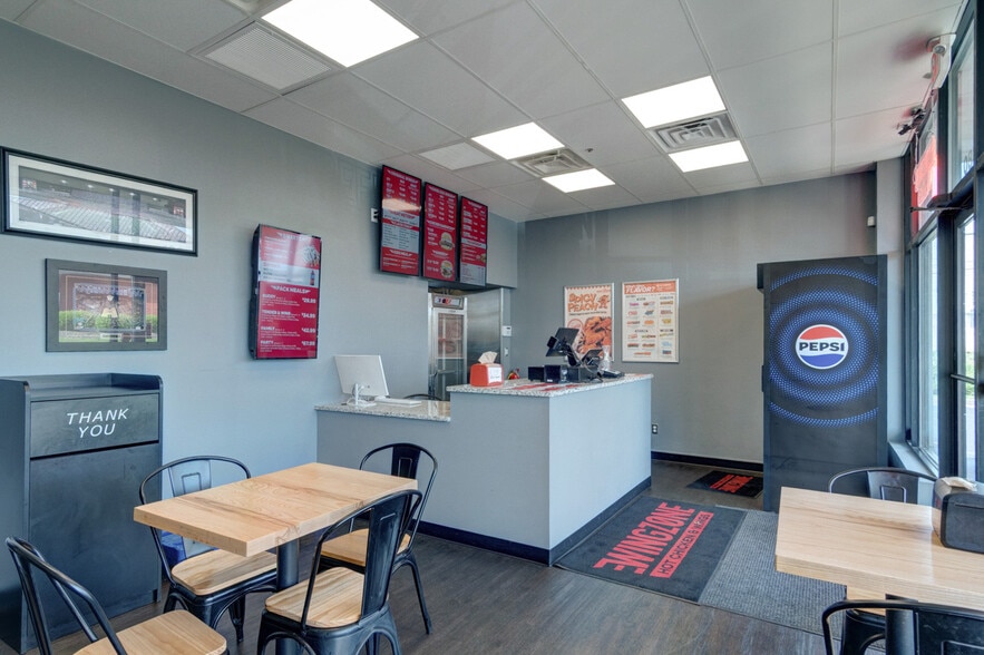 More Photos Of 351 Southland Dr, Lexington Fast Food For Sale