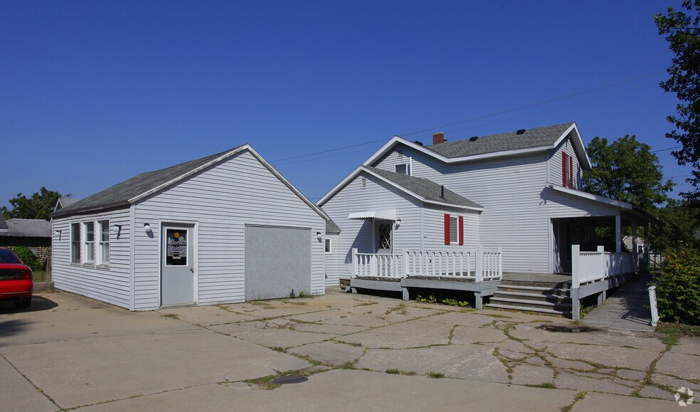 Primary Photo Of 502 W State St, Hastings Freestanding For Sale