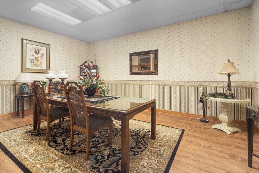 More Photos Of 103 E Main St, New Iberia Loft Creative Space For Sale