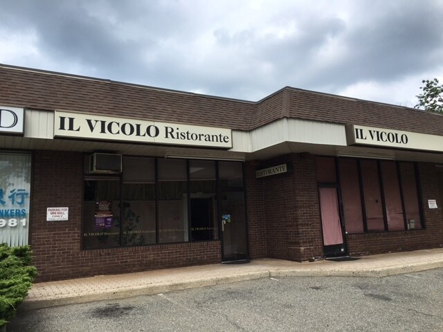 More Photos Of 113 S Livingston Ave, Livingston Freestanding For Lease