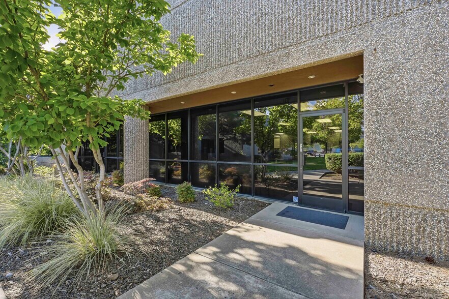 More Photos Of 1358 Blue Oaks Blvd, Roseville Light Distribution For Sale