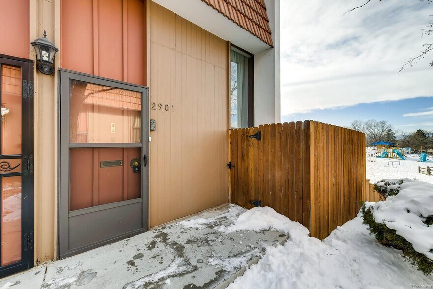 More Photos Of 2805-2901 S Locust St, Denver Apartments For Sale