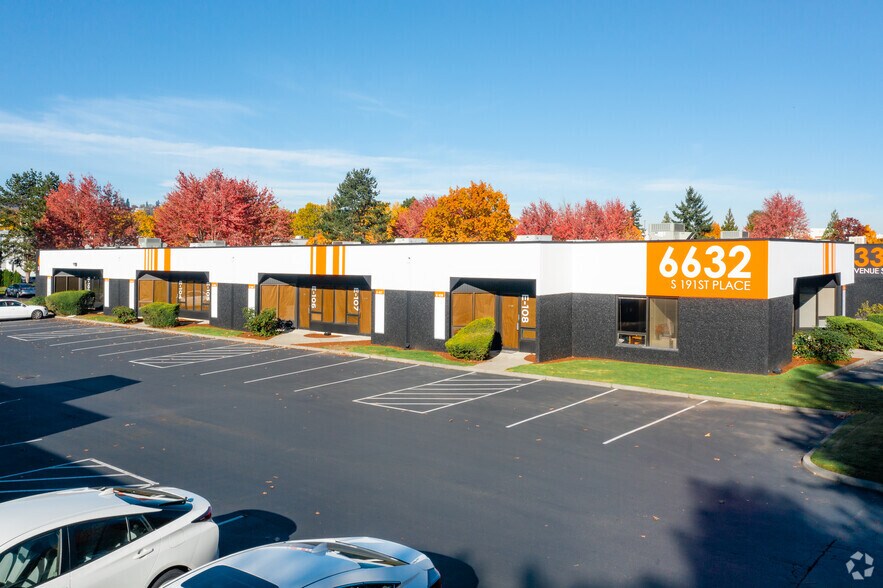 More Photos Of 6627 S 191st Pl, Kent Unknown For Lease