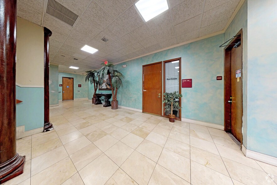 More Photos Of 2700-2770 W Atlantic Blvd, Pompano Beach Freestanding For Lease