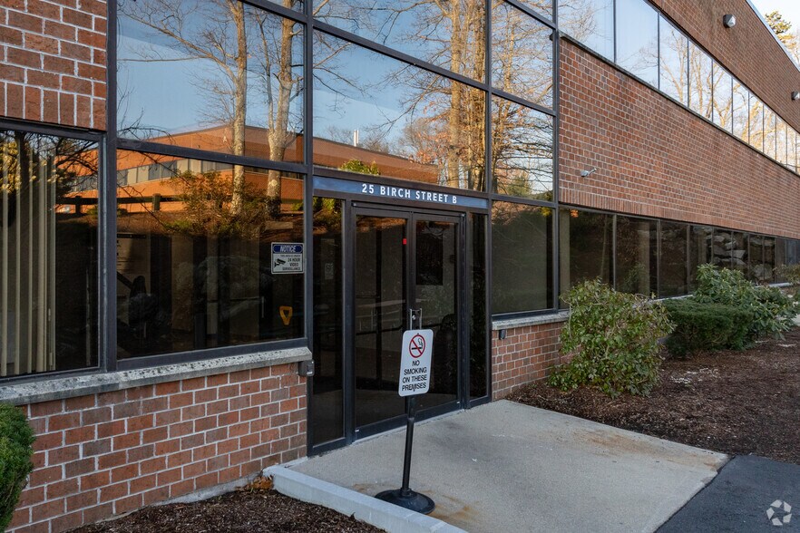 More Photos Of 25 Birch St, Milford Unknown For Lease