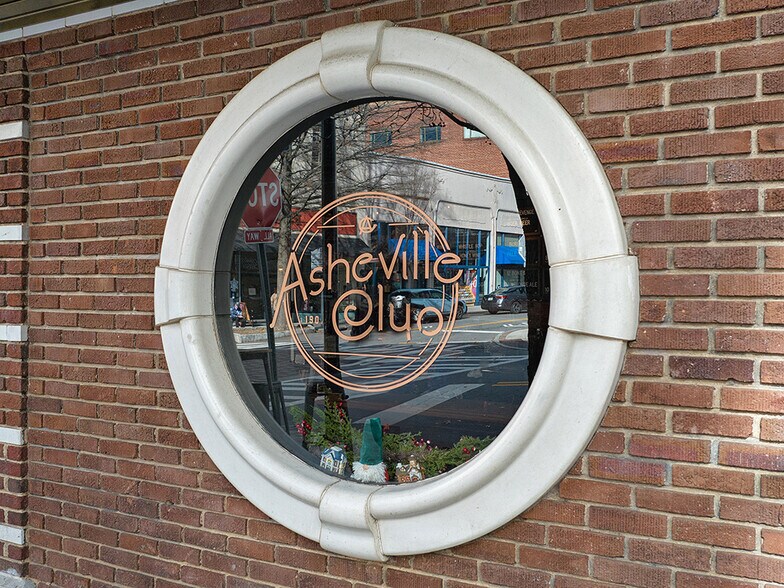 More Photos Of 14-20 Haywood St, Asheville Storefront Retail Office For Sale