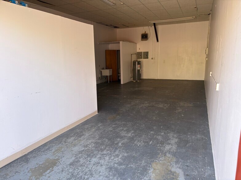 More Photos Of 355 W Main St, Norristown Office For Lease