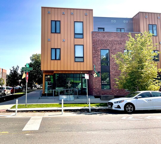 More Photos Of 2550-2590 Lawrence St, Denver Apartments For Lease
