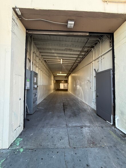 More Photos Of 2414 San Bruno Ave, San Francisco Flex For Lease