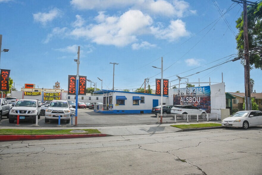 Primary Photo Of 3100 Firestone Blvd, South Gate Auto Dealership For Sale