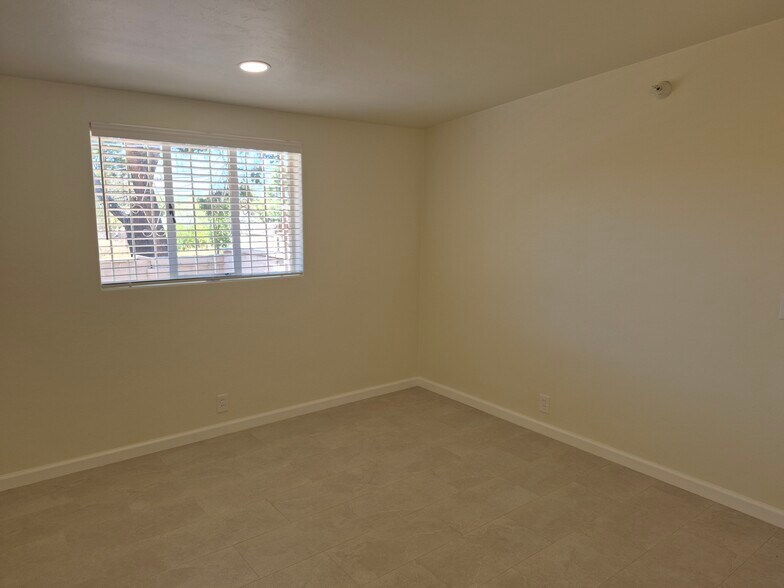 More Photos Of 5453 E 4th St, Tucson Assisted Living For Sale