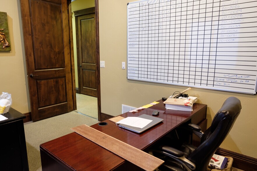 More Photos Of 1335 Enterprise St, Idaho Falls Warehouse For Lease