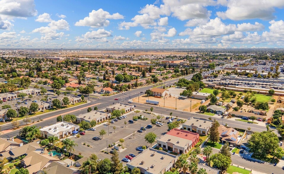More Photos Of 3409 Calloway Dr, Bakersfield Medical For Lease