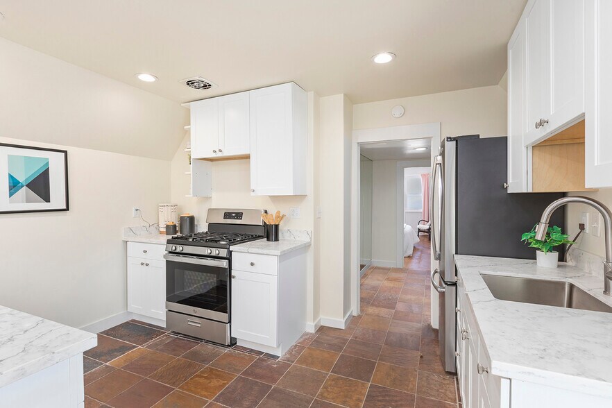 More Photos Of 2275 California St, San Francisco Apartments For Sale