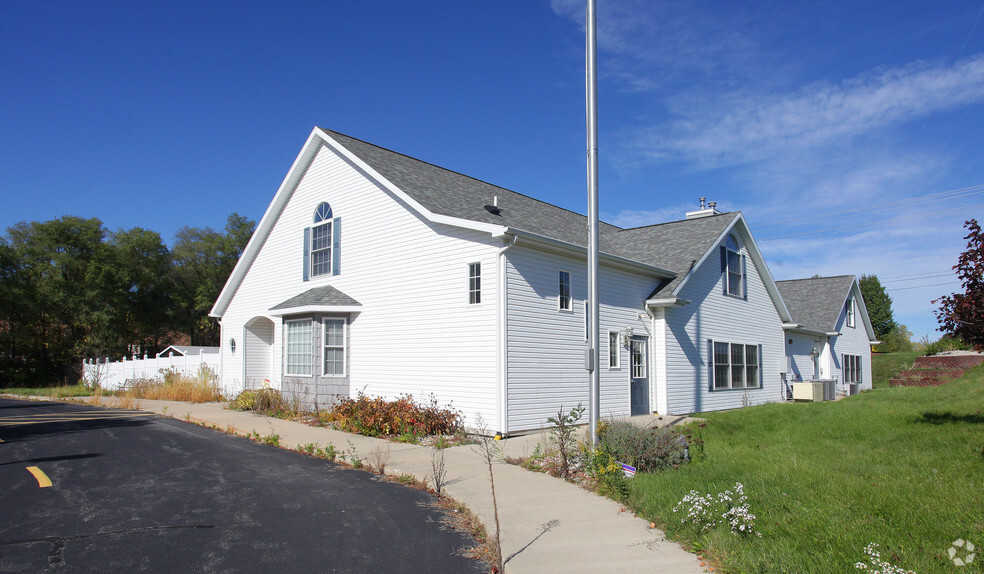 Primary Photo Of 2886 3 Mile Rd, Grand Rapids Daycare Center For Sale