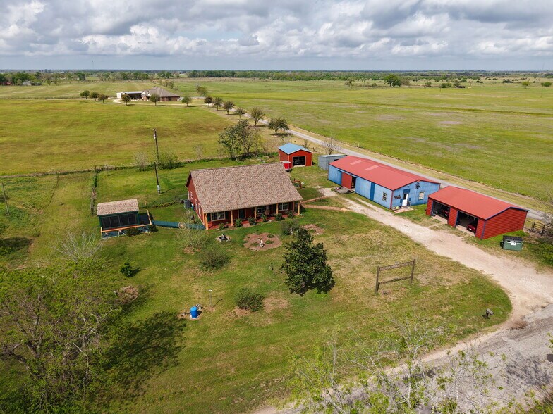 Primary Photo Of 10191 Bonner Rd, Pattison Specialty For Sale