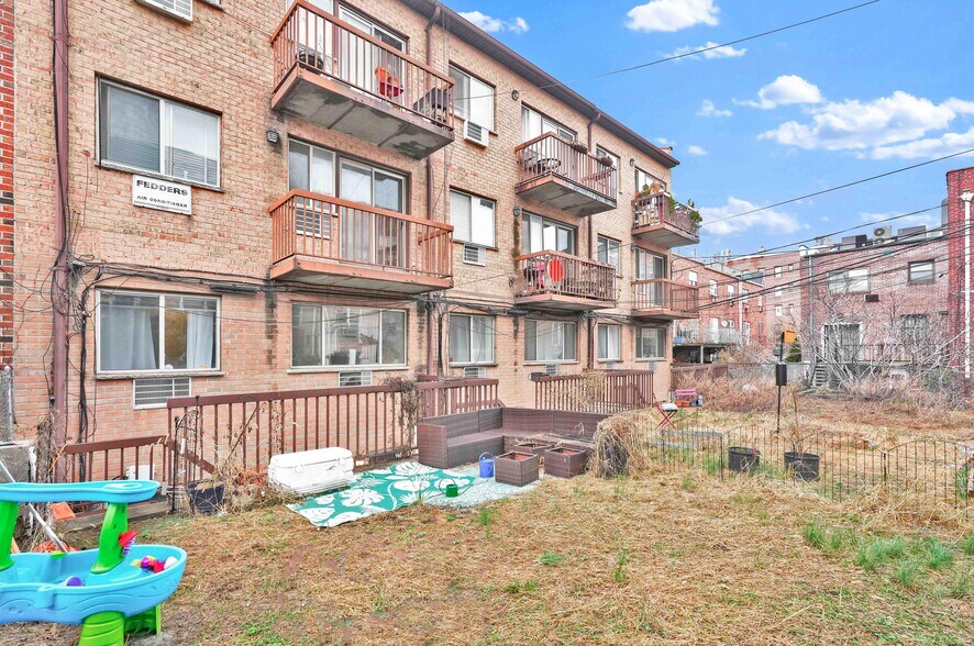 More Photos Of , Astoria Multifamily For Sale