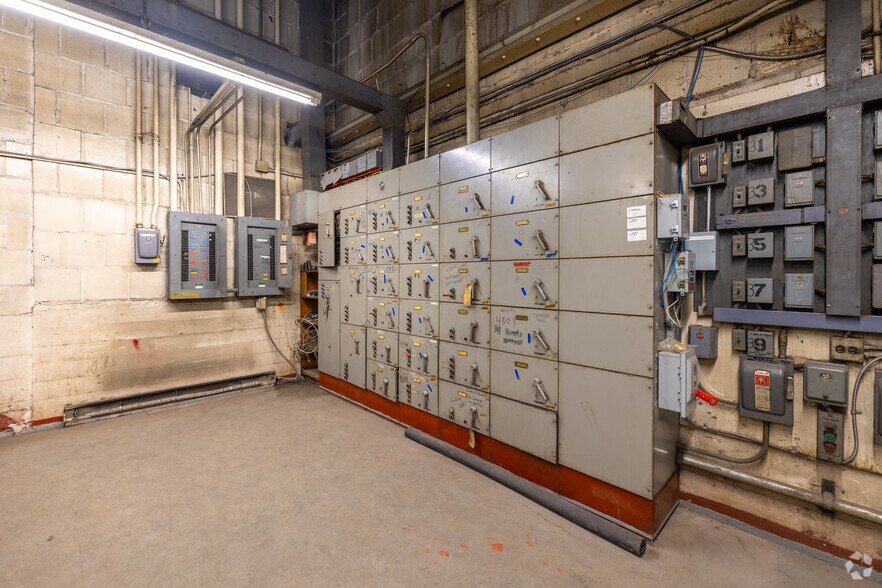 More Photos Of 5151 N Bannock St, Denver Refrigeration Cold Storage For Lease