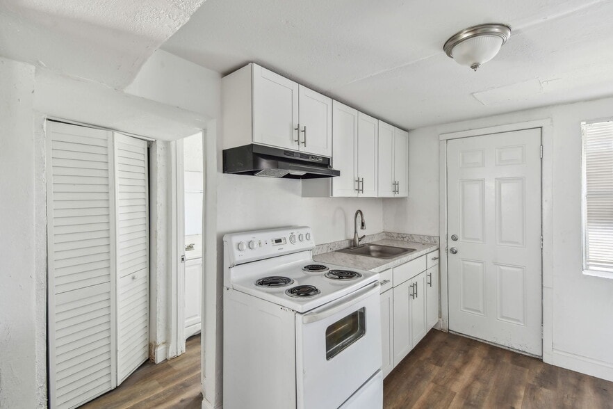 More Photos Of 1330-1334 Barnett St, Jacksonville Apartments For Sale