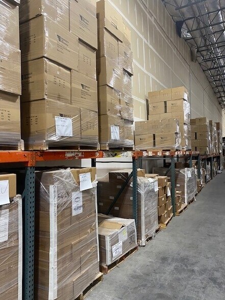 More Photos Of 2951 Marion Dr, Las Vegas Warehouse For Lease