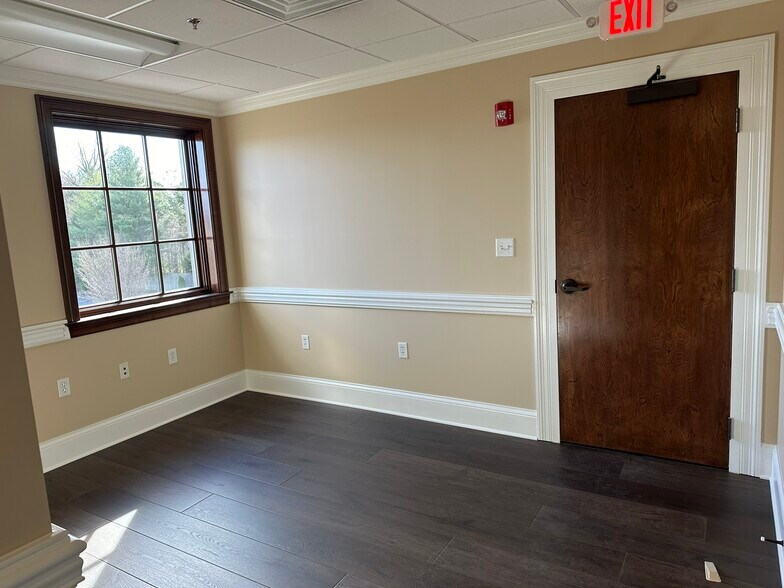 More Photos Of 11470 Parkside Dr, Knoxville Office For Lease