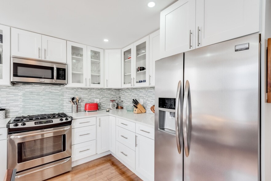 More Photos Of 58 Huron St, Brooklyn Multifamily For Sale