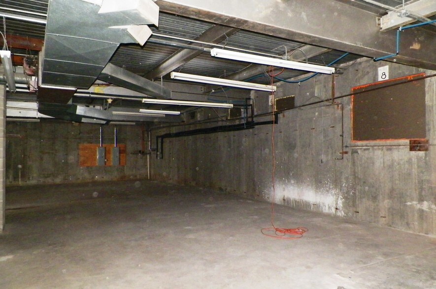 More Photos Of 555 Atwood Ave, Cranston Unknown For Sale
