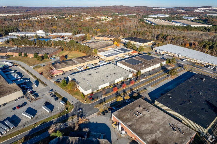 More Photos Of 1033-1045 Lagrange Blvd SW, Atlanta Warehouse For Lease