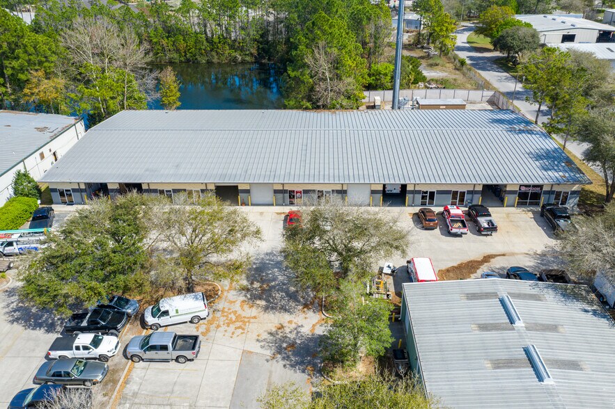 More Photos Of 11501 Columbia Park Dr, Jacksonville Warehouse For Lease