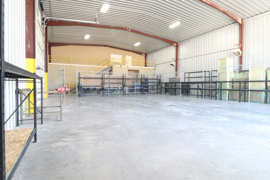More Photos Of 2605 French dr, Hobbs Industrial For Lease