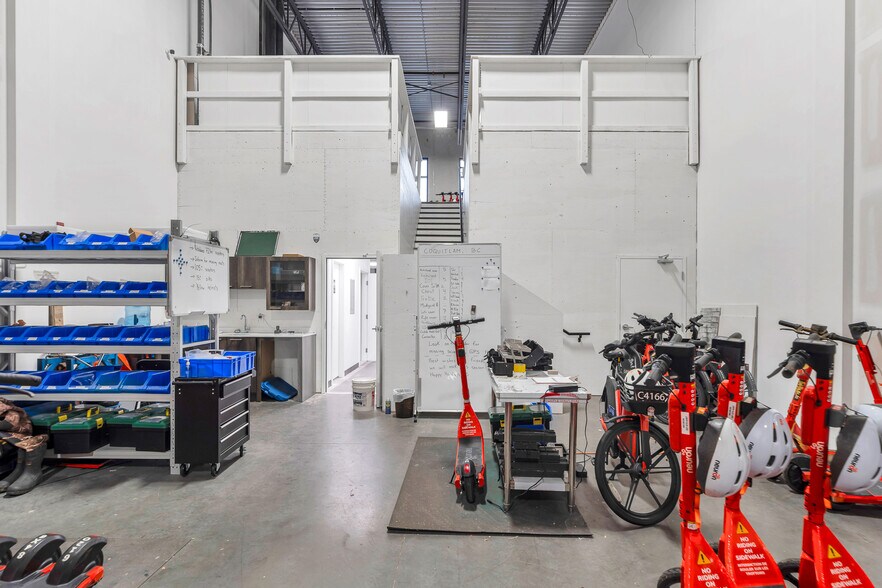 More Photos Of 580 Nicola Ave, Port Coquitlam Warehouse For Lease