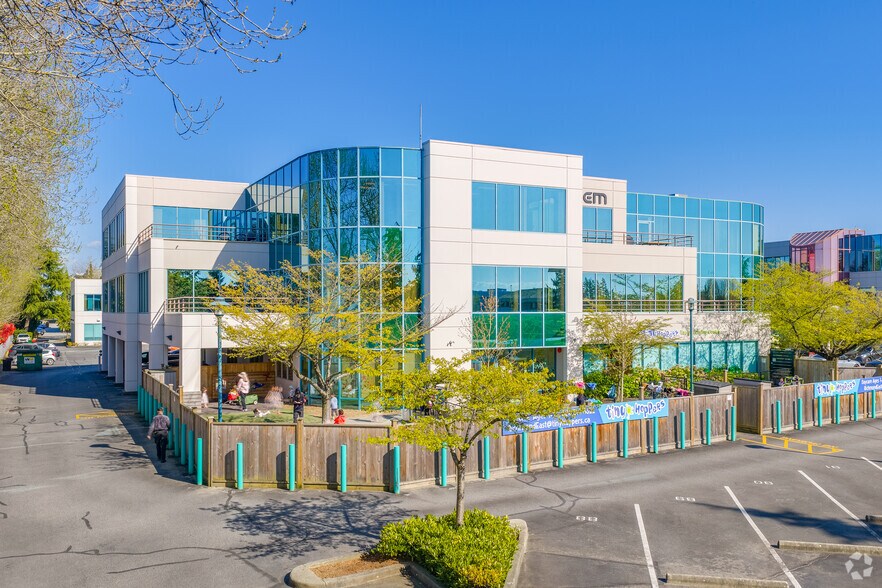 More Photos Of 13351 Commerce Pky, Richmond Office For Lease