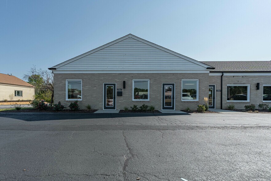 More Photos Of 17047-17061 S Harlem Ave, Tinley Park Medical For Lease