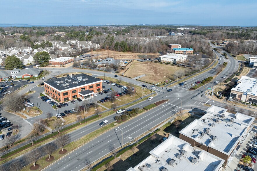 More Photos Of 5839 Harbour View Blvd, Suffolk Medical For Lease