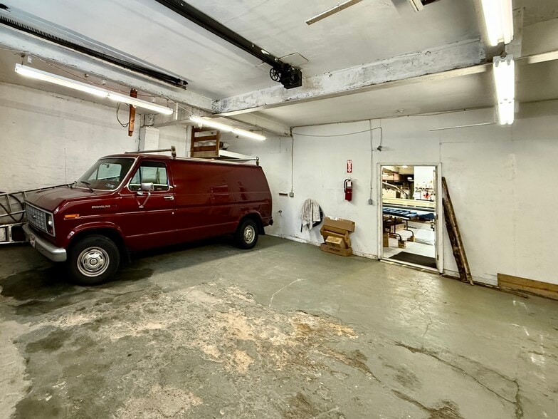 More Photos Of 507 Tripoli St, Pittsburgh Warehouse For Sale
