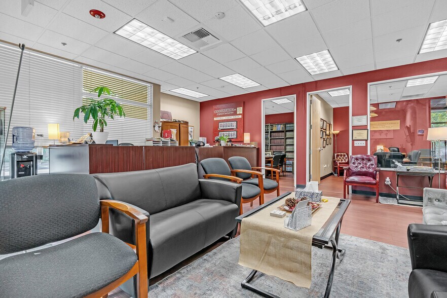 More Photos Of 1930 Del Paso Rd, Sacramento Medical For Sale