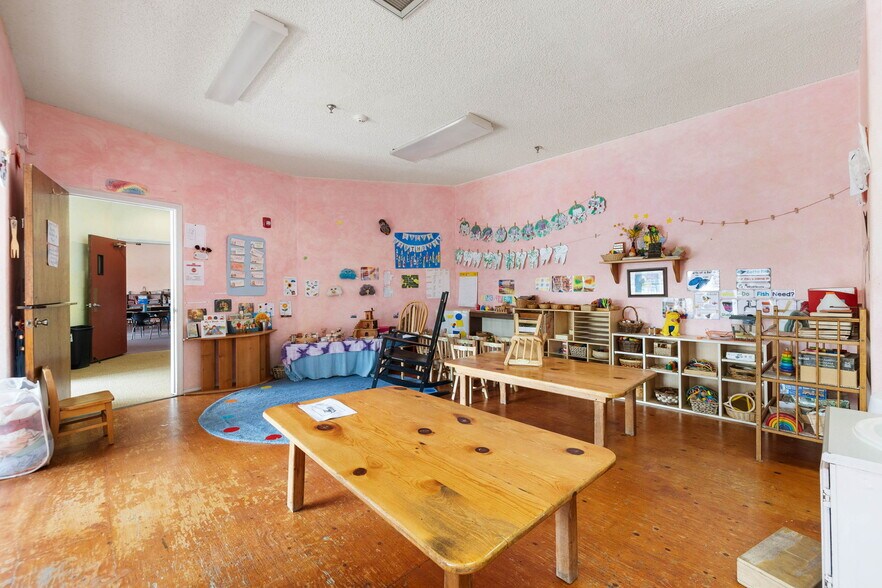 More Photos Of 1455 Willow Creek Rd, Prescott Religious Facility For Sale