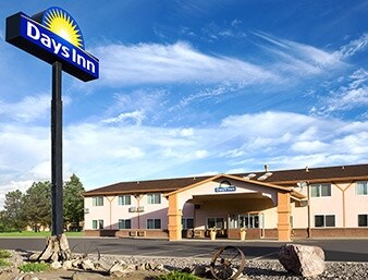 Primary Photo Of 223 Santa Fe Ave, Alamosa Hotel For Sale
