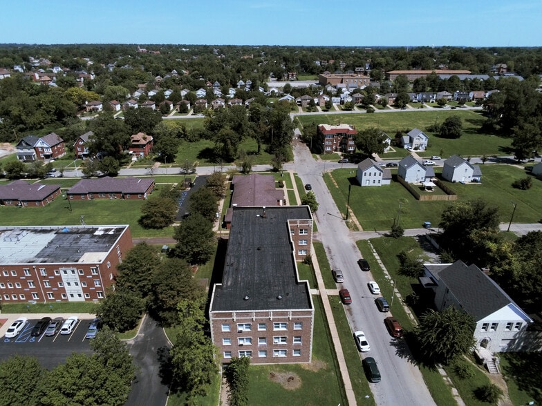 More Photos Of 807 Clara Ave, Saint Louis Apartments For Sale
